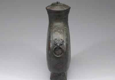 图片[3]-Flask with animal head rings, Han dynasty (206 BCE-220 CE)-China Archive
